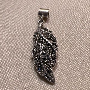 Sterling Silver marcasite leaf design pendant.Beautiful. Silver chain available.